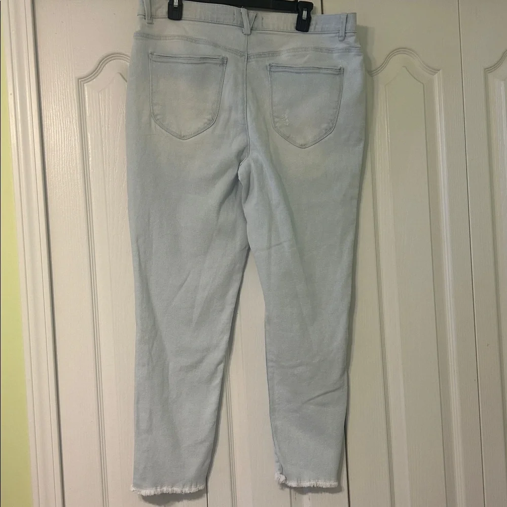Democracy Light Blue Ankle Jeans